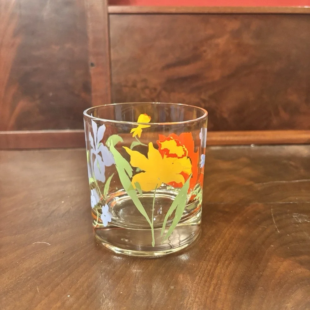 Set of 2 Retro‎ Floral Lowball Tumblers Daffodil Iris Poppy Cocktail Glasses VTG